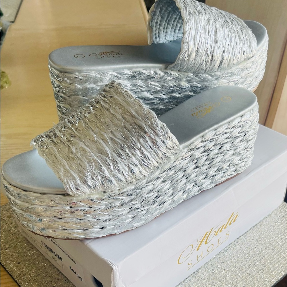 Mata Shoes Metallic Silver Woven Platform Slide Sandals